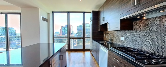 Building Photo - 610 W Wayman St