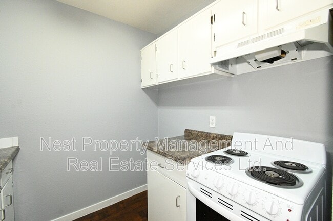 Building Photo - 4280 Quentin Ave