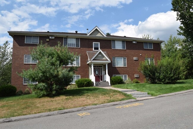 Building Photo - 3931 Brown Ave