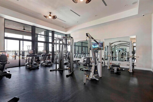 Foto del edificio - 15846 NW 91st Ct