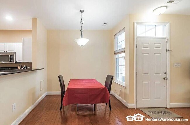 Building Photo - 12 Crusader Ct