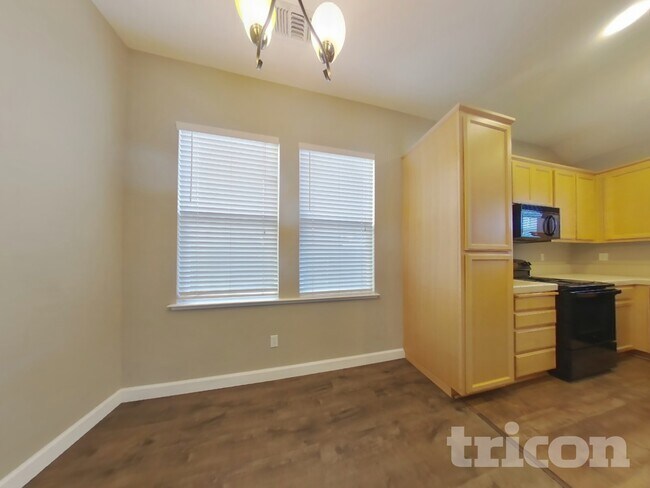 Foto del edificio - 5518 Savage Ave