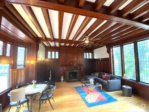 Building Photo - 378 Marlborough St