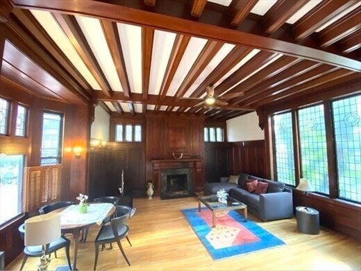 Primary Photo - 378 Marlborough St