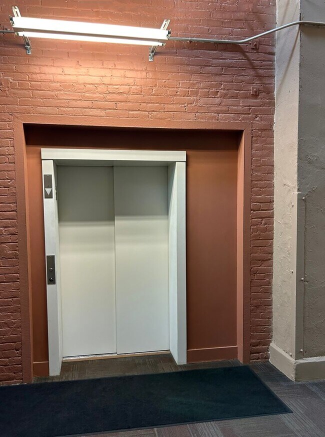 Interior Photo - 2320 Lofts