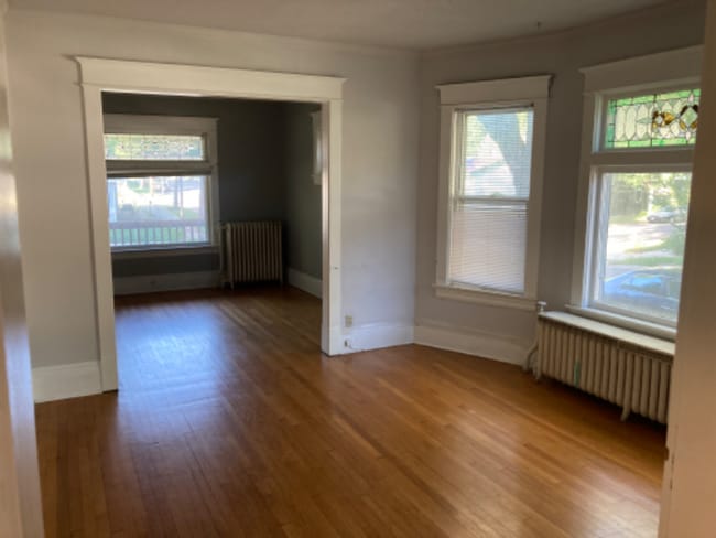 Building Photo - 293 W Robie St