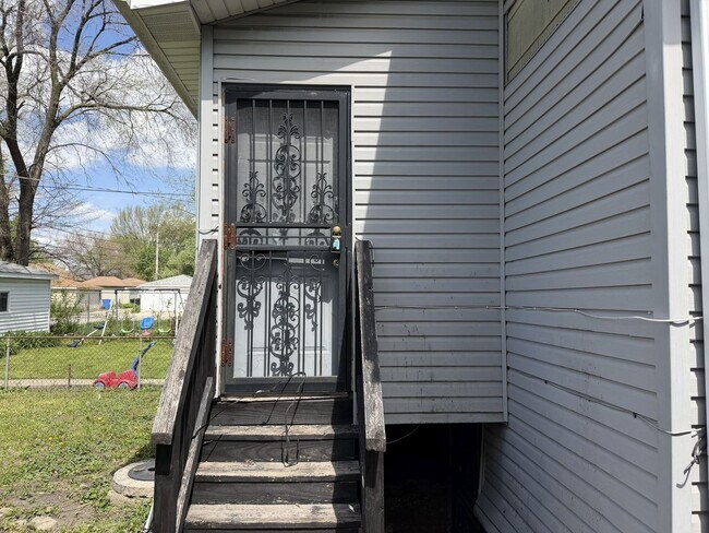 Foto del edificio - 10108 S State St