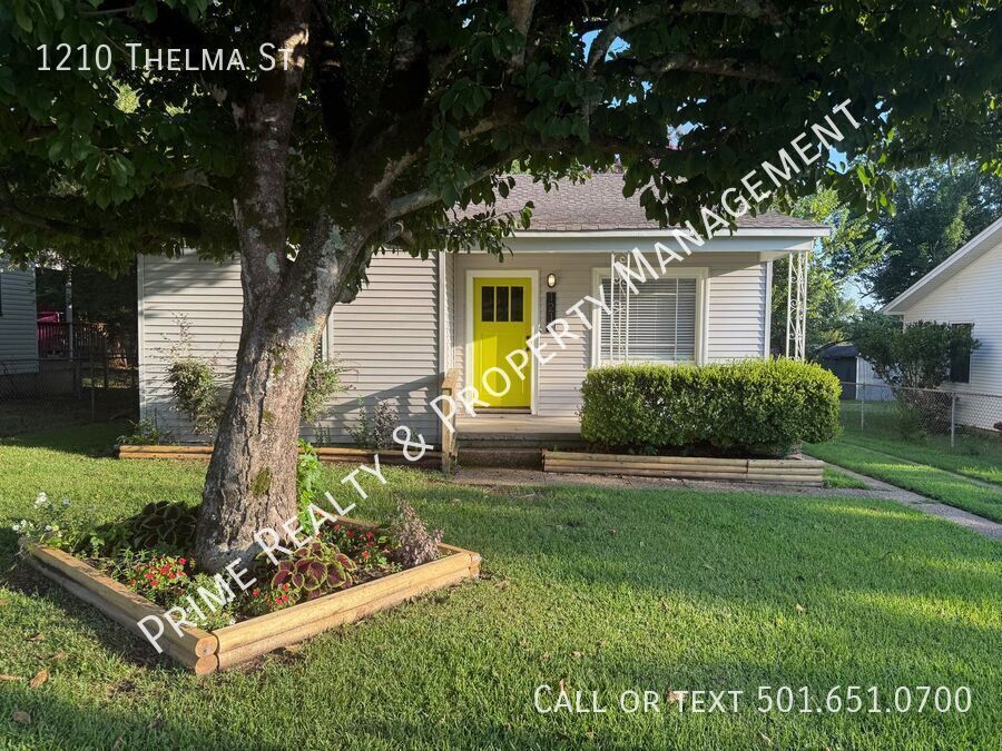 Primary Photo - 1210 Thelma St