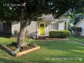 Building Photo - 1210 Thelma St