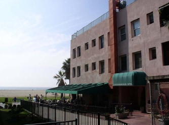 Building Photo 2 - Mixed-Use Venice Boardwalk Building