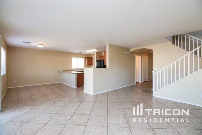 Foto del edificio - 8332 W Crown King Rd