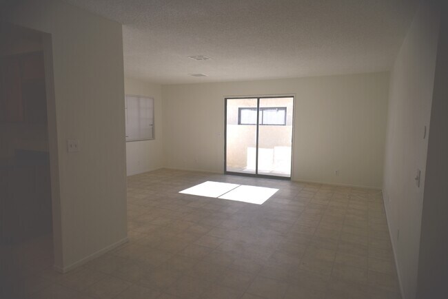 living room - 33375 Wishing Well Trl