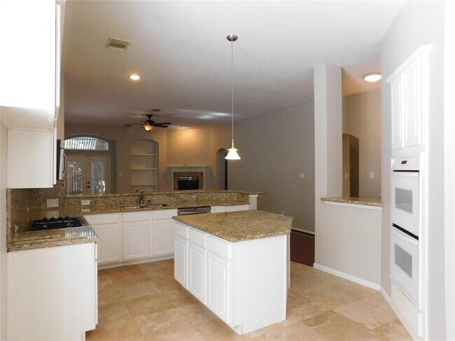 Building Photo - 8019 Clarion Way