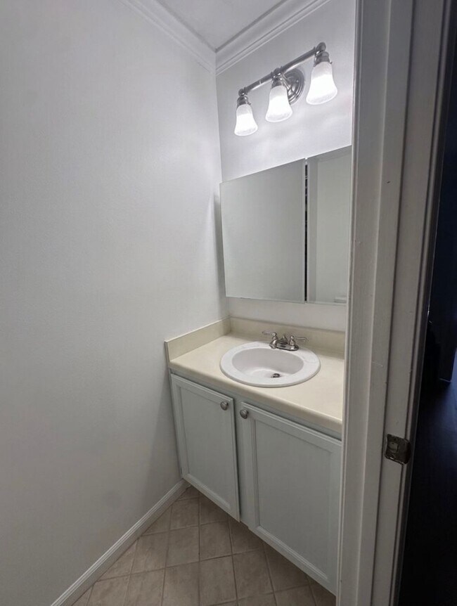 Foto del edificio - 2 Bedroom, 1.5 Bathroom Townhome in Durham
