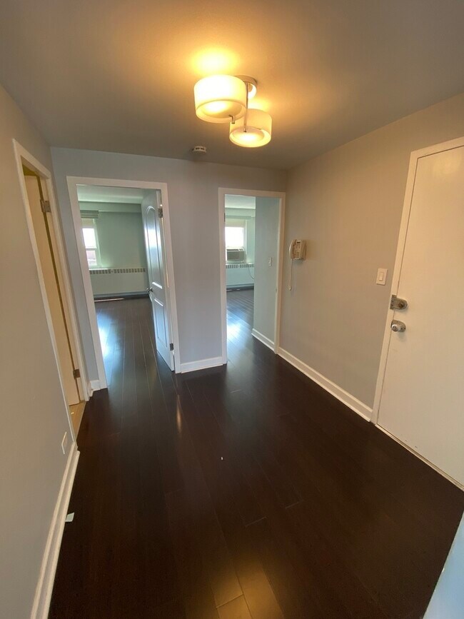 Foto del edificio - 3180 N Lake Shore Dr