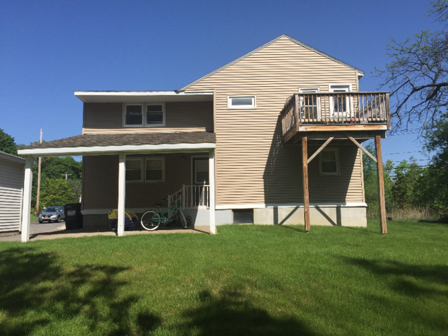 Building Photo - 1540 Van Antwerp Rd