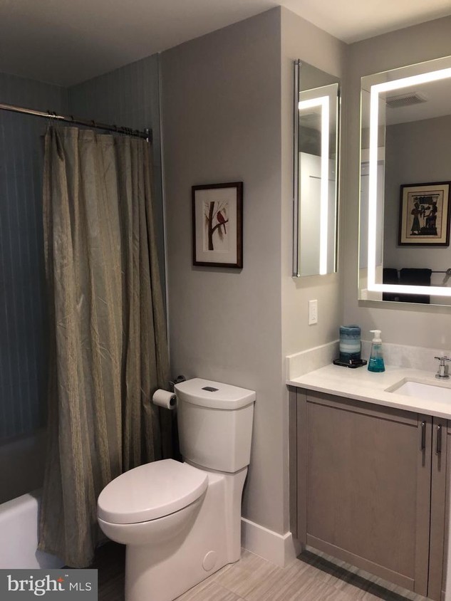 930 Rose Ave Unit 1811, North Bethesda, MD 20852 Condo for Rent in