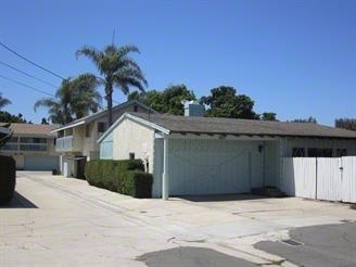 Building Photo - Canyon Drive