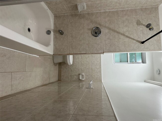 Foto del edificio - 131--15 Rockaway Blvd