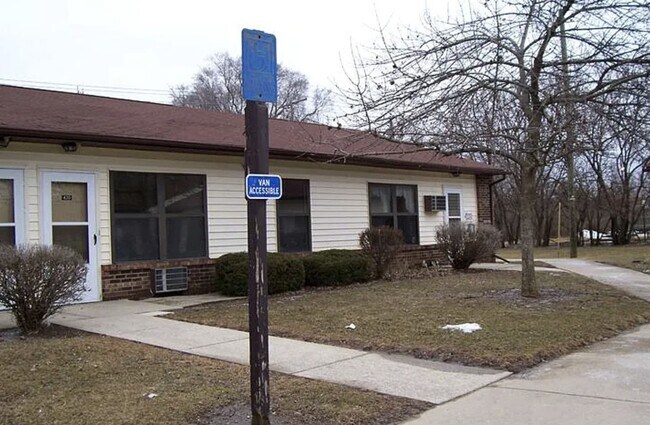 Foto del edificio - 418 Cadillac St