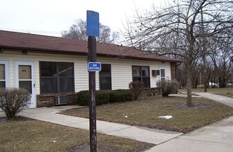 Building Photo - 418 Cadillac St