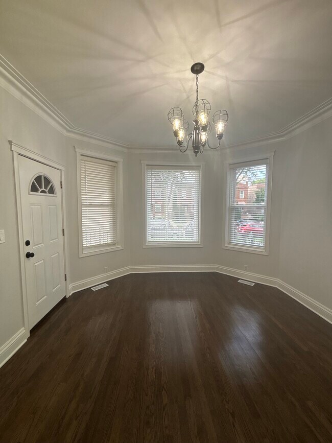 Foto del edificio - 3940 N Sawyer Ave