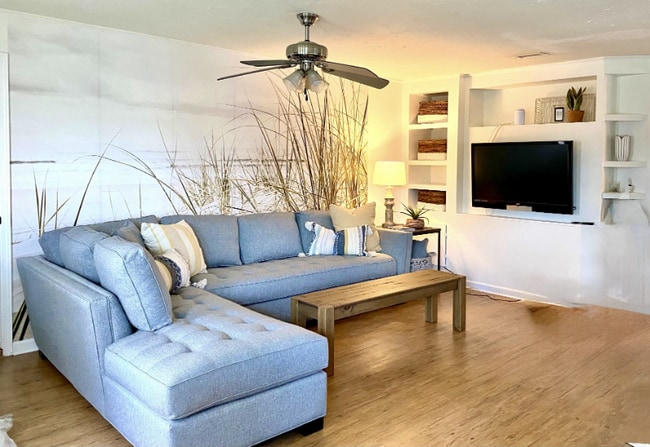 Foto del edificio - 21829 Pompano Ave