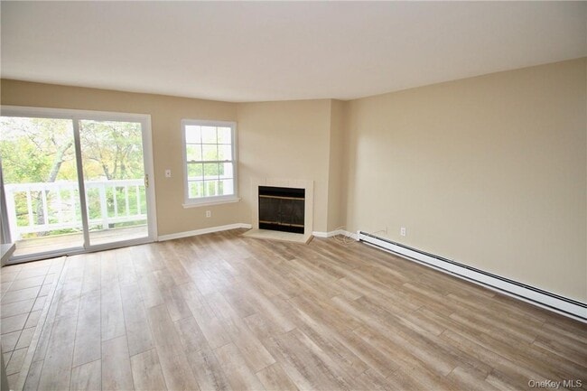 Building Photo - 25 Lexington Hills Rd