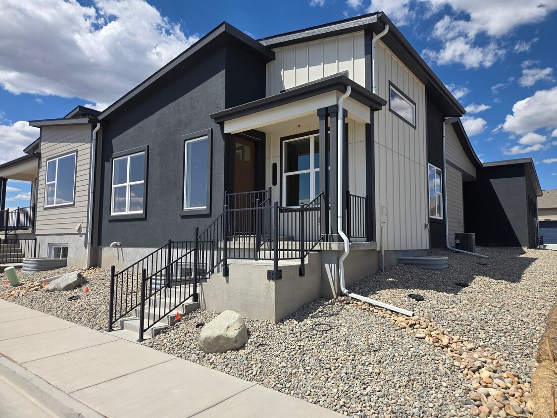 Photo - 9461 Roseate Vw (Colorado Springs, CO)
