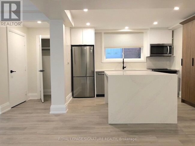 Photo du bâtiment - 218 Wheeler Ave