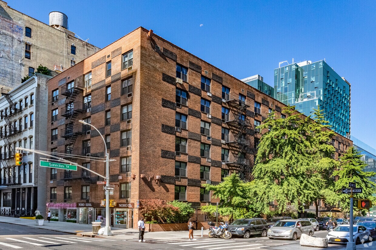 Primary Photo - 88 Bleecker St