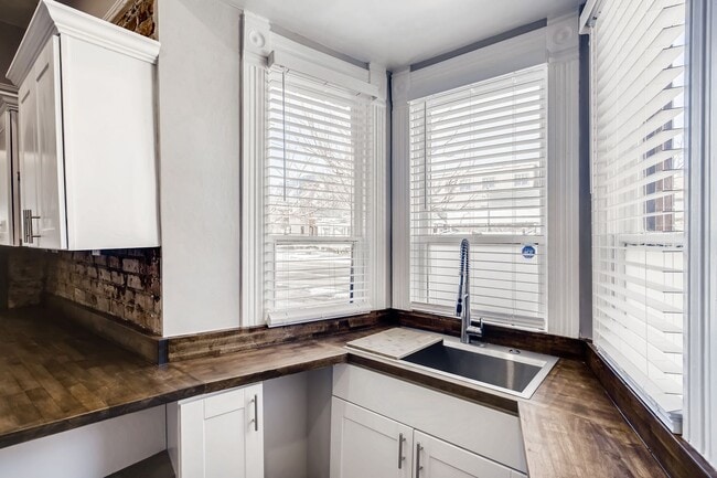 Building Photo - Completely Remodeled Historic Boulder Home...