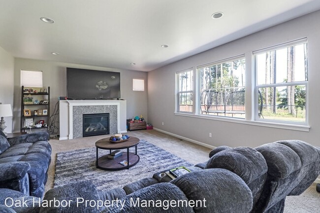 Building Photo - 4 br, 3 bath House - 2722 Sw Fairway Point Dr