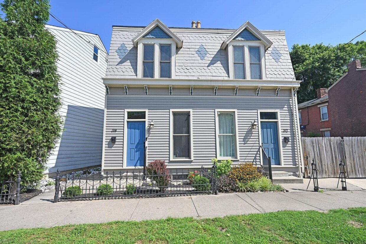 314 W 7th St, Covington, KY 41011 Townhome Rentals in Covington KY