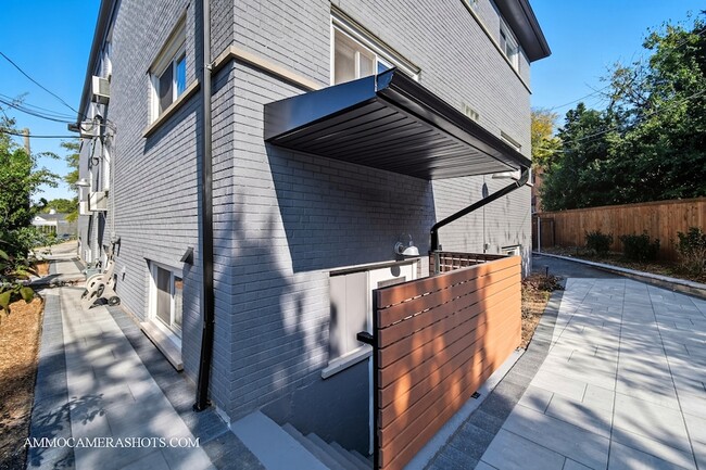 Building Photo - 143 Ann St