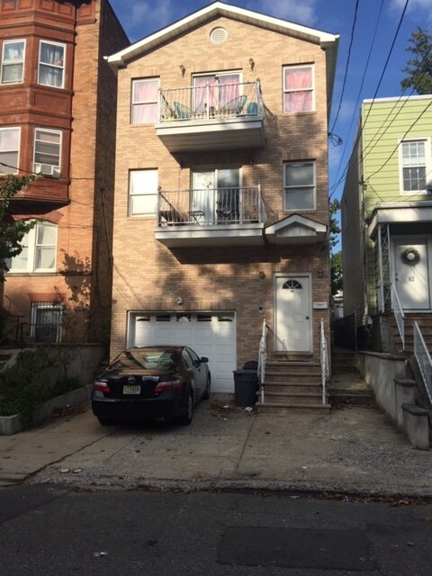 Main Entrance - 64 Gautier Ave