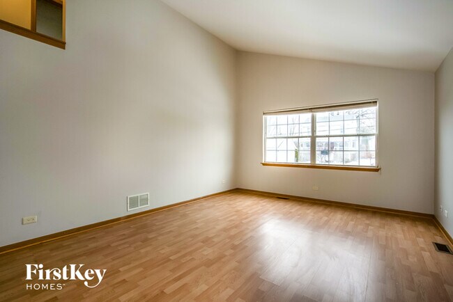 Foto del edificio - 34776 Peterson Ave