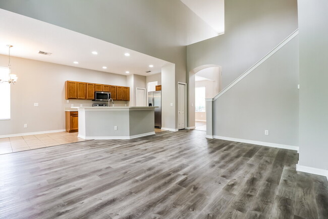 Foto del edificio - 7305 Brightwater Oaks Dr