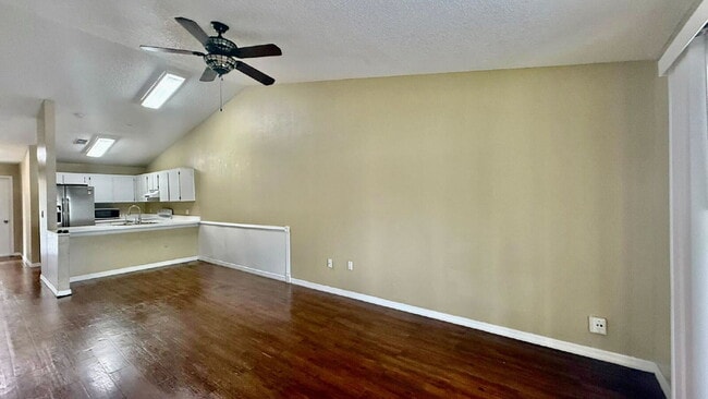 Building Photo - 11755 Cuxham Dr