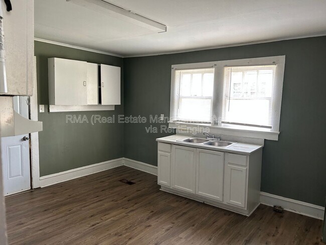 Foto del edificio - 1202 Pleasant Ave