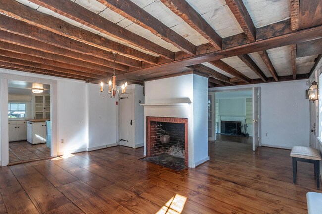 Building Photo - 55 Noroton Ave