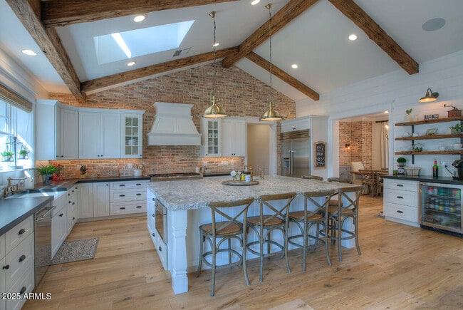 Building Photo - 4535 E Calle Ventura