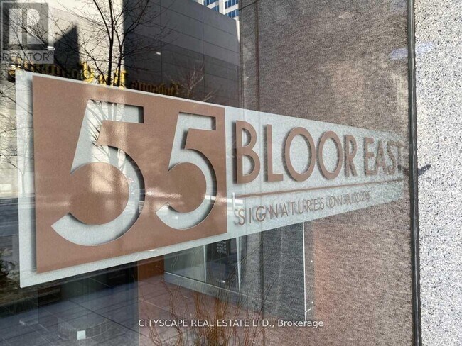 Photo du bâtiment - 55 Bloor St E