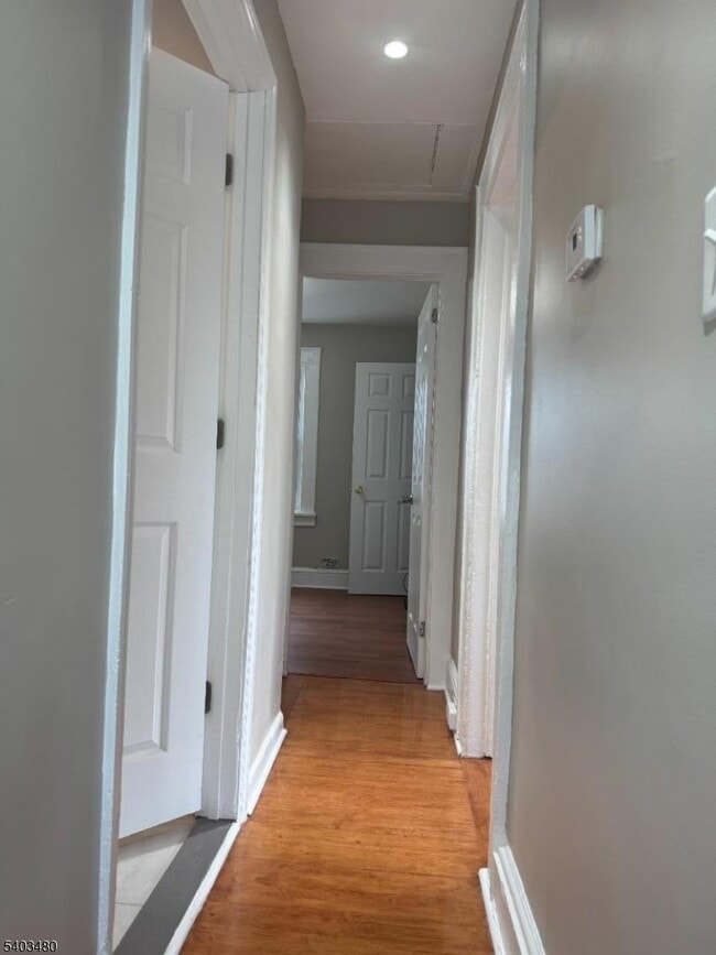 Building Photo - 375 Tower St