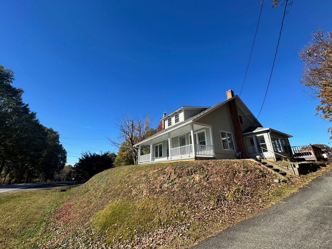 Foto del edificio - NEW RENTAL LISTING - NO HUD NO SECTION 8