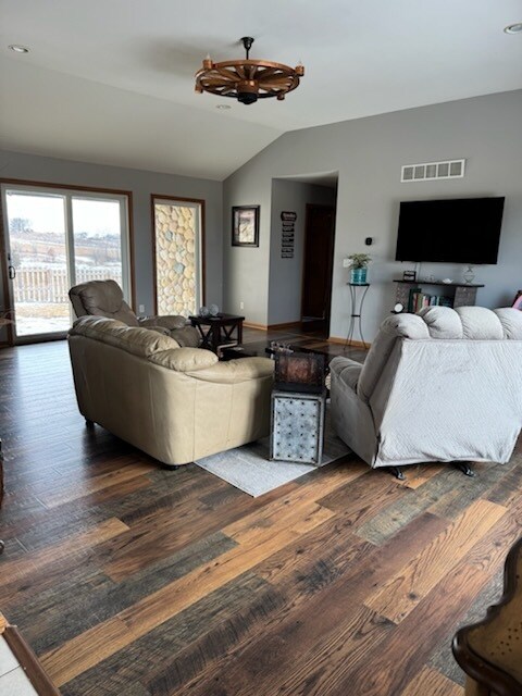 Building Photo - 7321 Bowers Rd