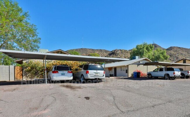 Building Photo - 1712 W Shangri-la Rd