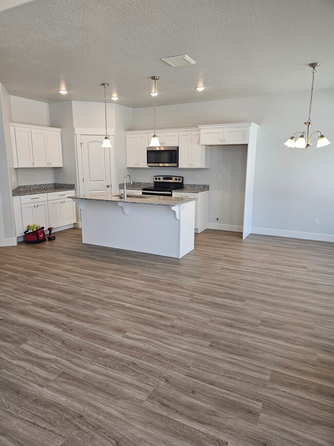 Foto del edificio - 2843 Blue Dawn Ln
