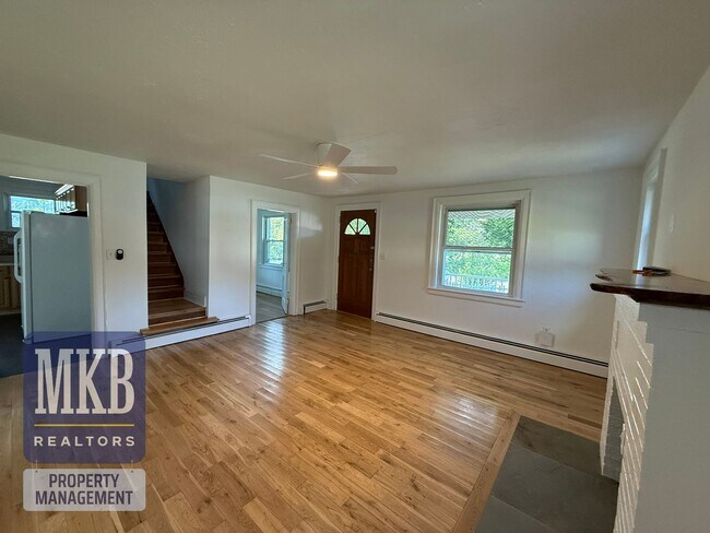 Foto del edificio - Beautiful Cape Cod with Greenway Access