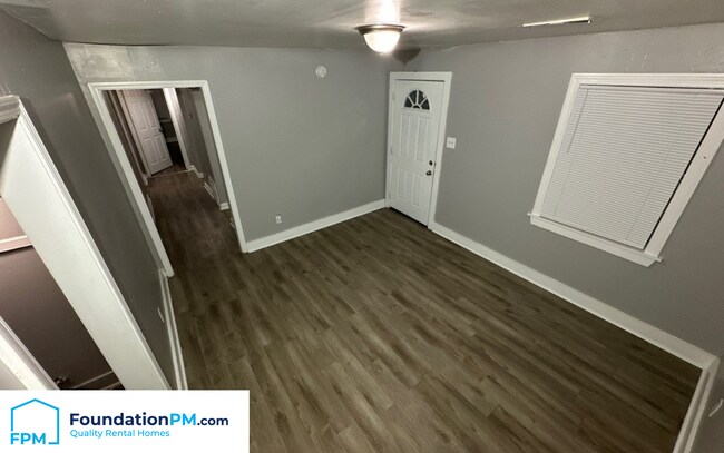 Foto del edificio - 804 Keel Ave